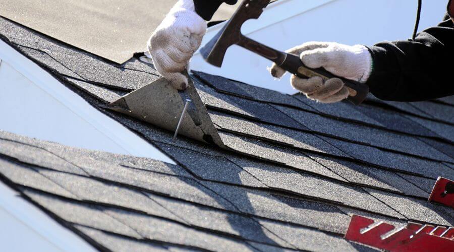 Professional gutter cleaning in Cope, CO